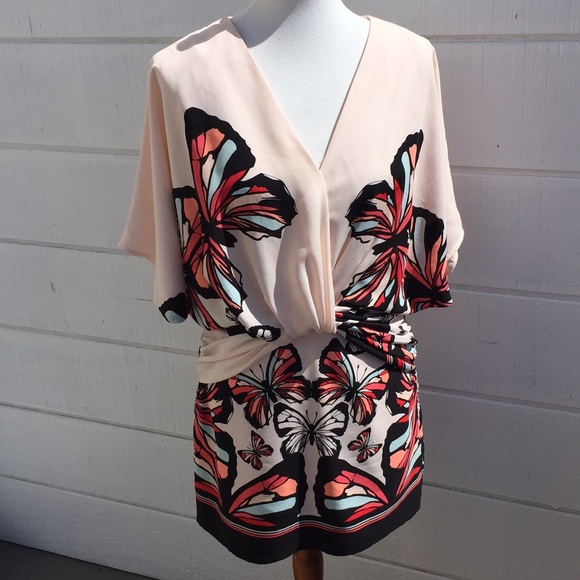 Marciano Dresses & Skirts - Marciano Blush Butterfly Dress!